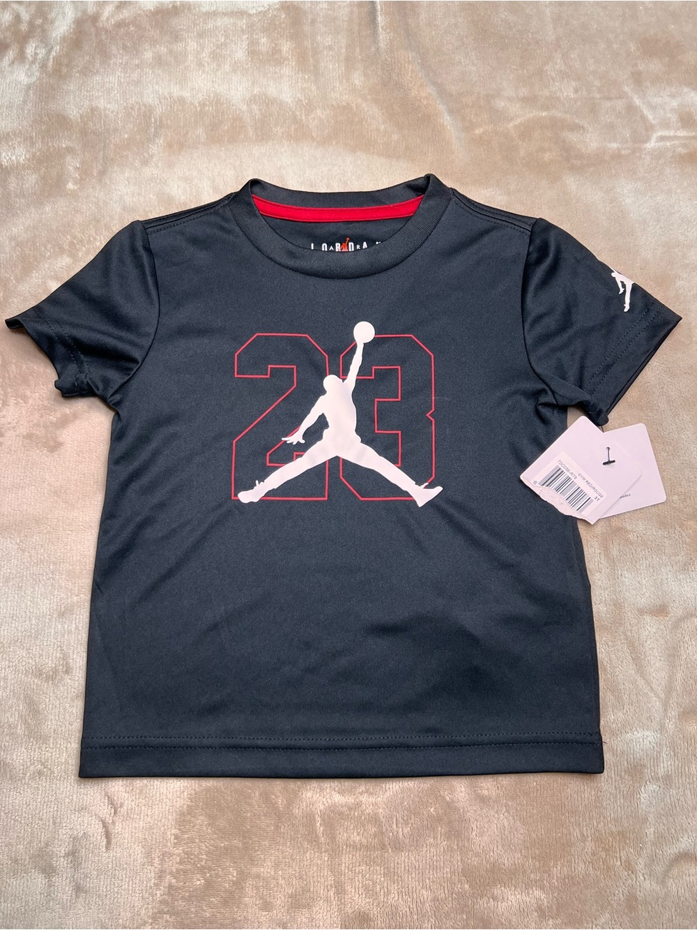 AIR JORDAN Black and Red Sporty Short Sleeve Basketball T-Shirt - Sz 3T